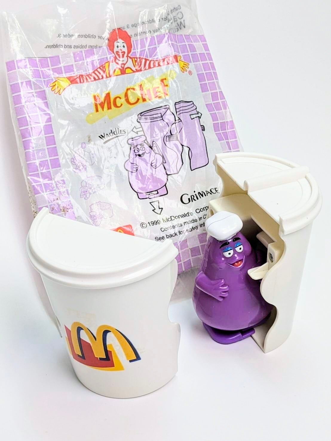 ☆VINTAGE JUNK☆ 1999年製   びっくりハッピーセット グリマス【 McDonald / マクドナルド ハッピー ミールトイ 】〚アメリカン雑貨 アメトイ〛