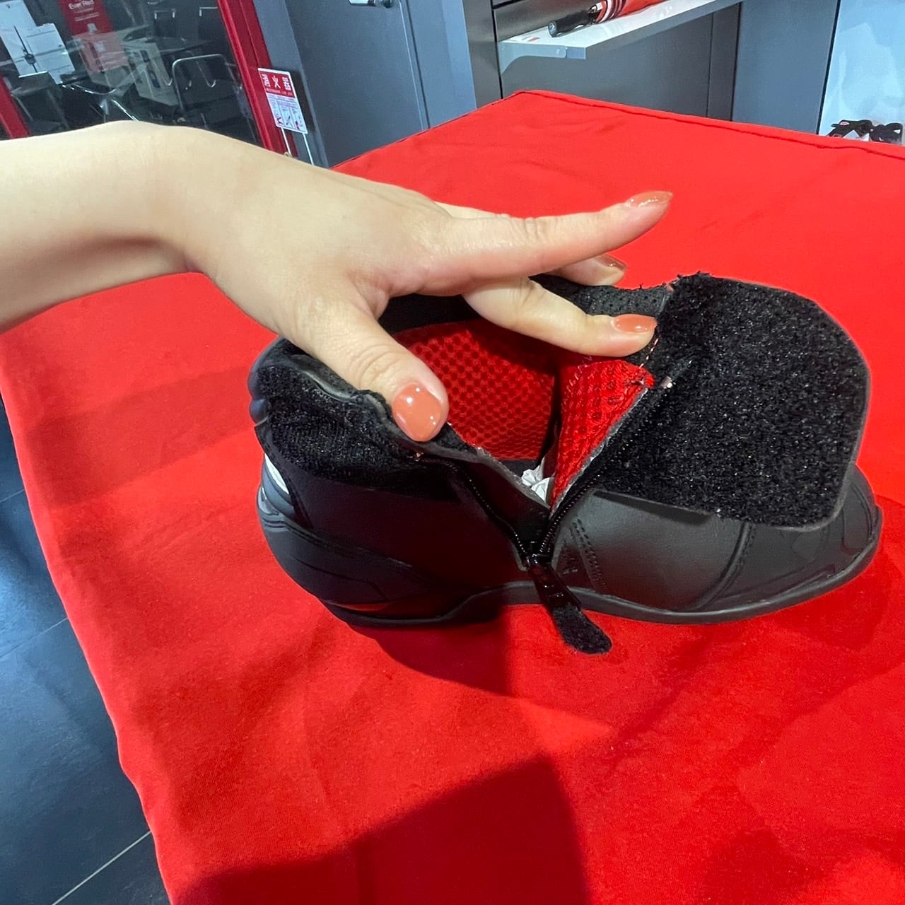 Ducati Theme 【低テクニカルブーツ】 | ドゥカティ千葉セントラル