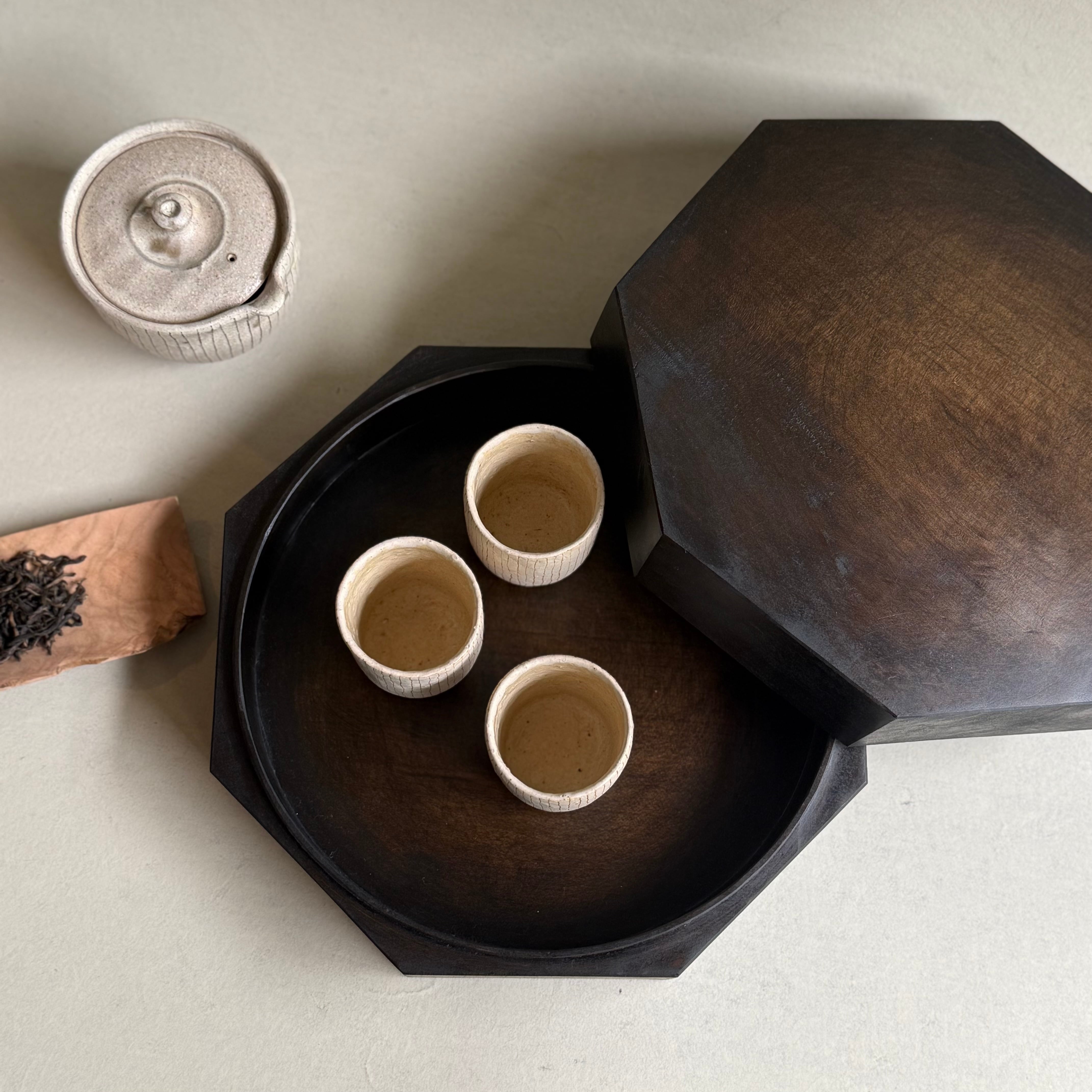 徒爾 八角茶箱 8寸 サクラ 黒漆（国産/松煙） | gallery 一白