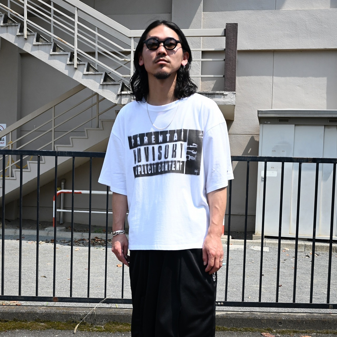 Leh / ADVISORY Big Size Slit T-SH