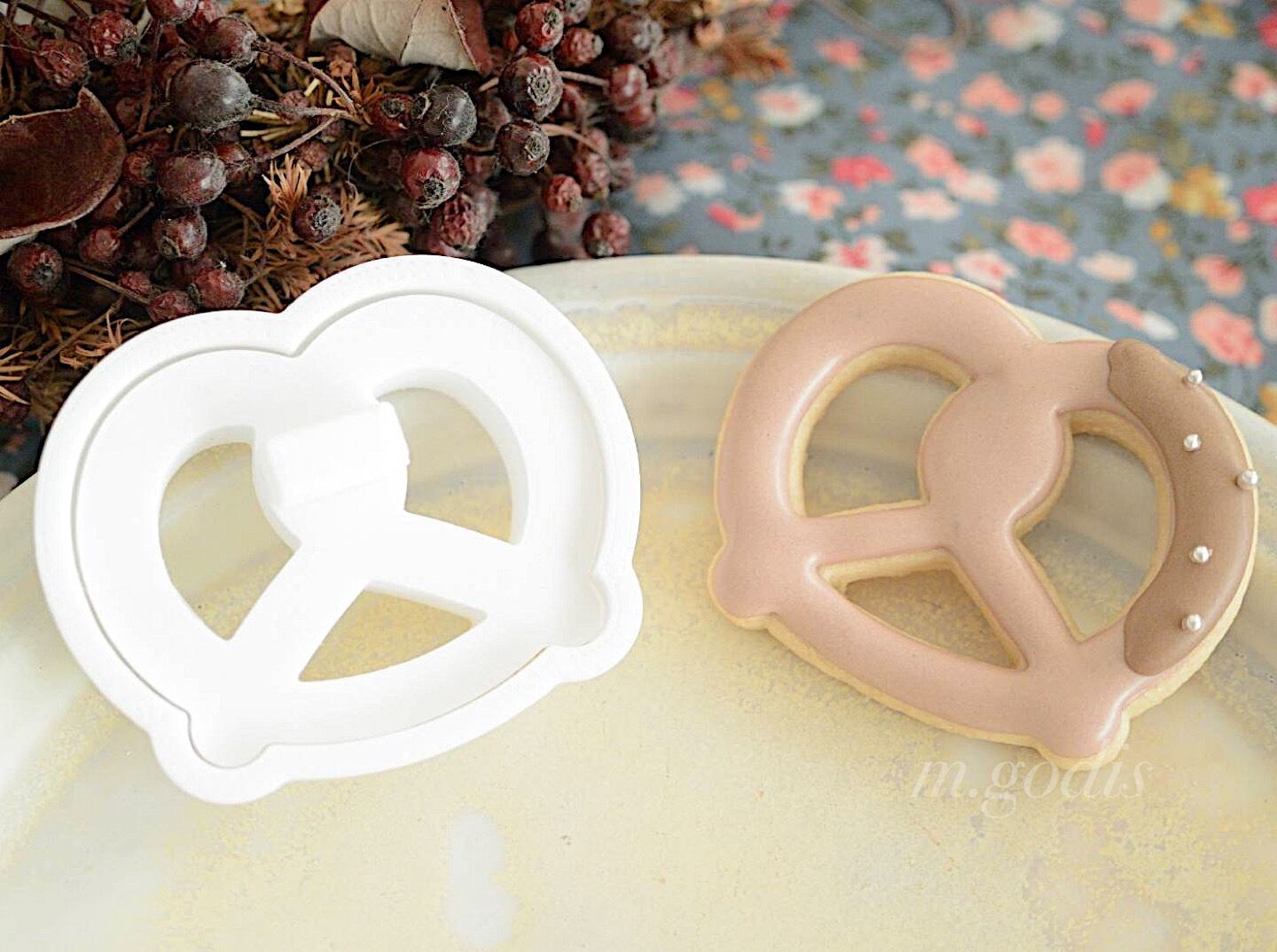 プレッツェルページ プレッツェル/pretzel 【クッキーカッター cookie cutter】 | mgodis