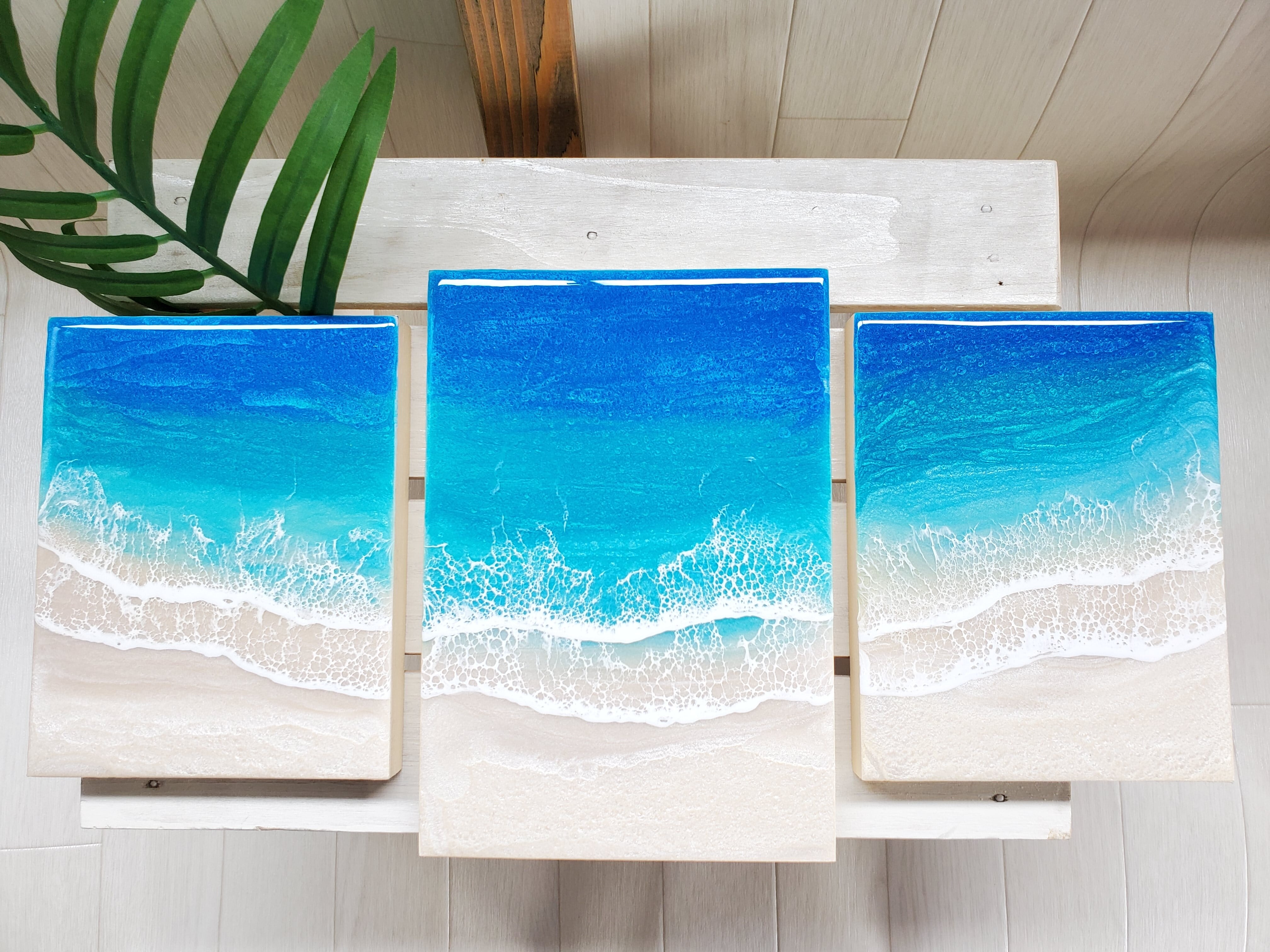 沖縄のターコイズブルーの海のレジンアート 3ウェーブ 30×90木製パネル-
