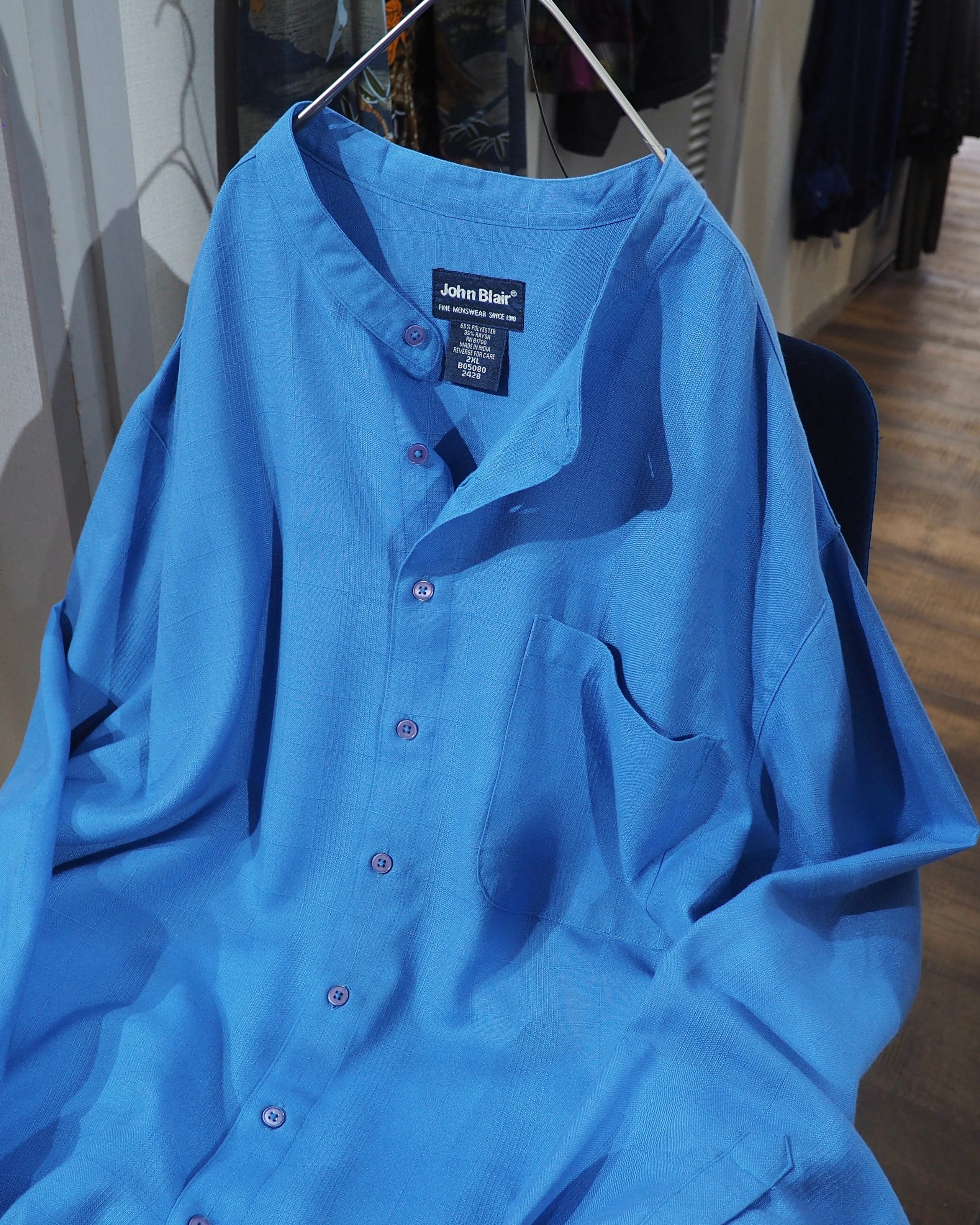 1990s " John Blair " Beautiful Light Blue color vintage Over silhouette No collar shirt