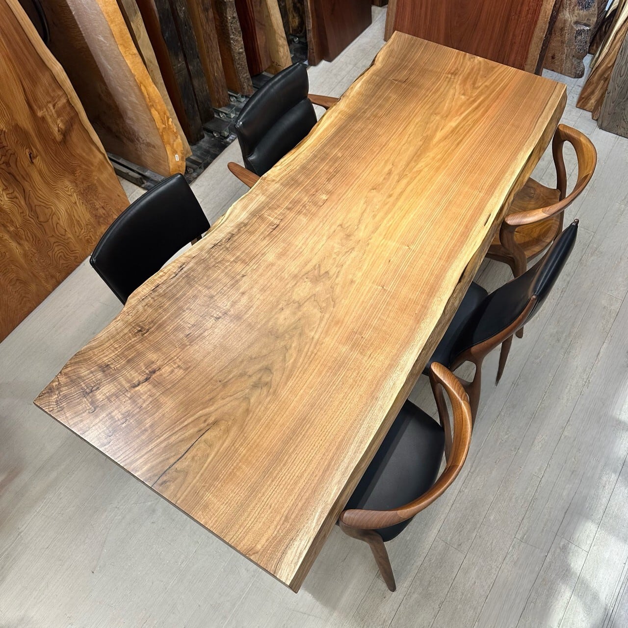 ダイニングテーブル(のみ)　胡桃の木 mori to kurasu クルミ ダイニングテーブル W1500 / オイル塗装