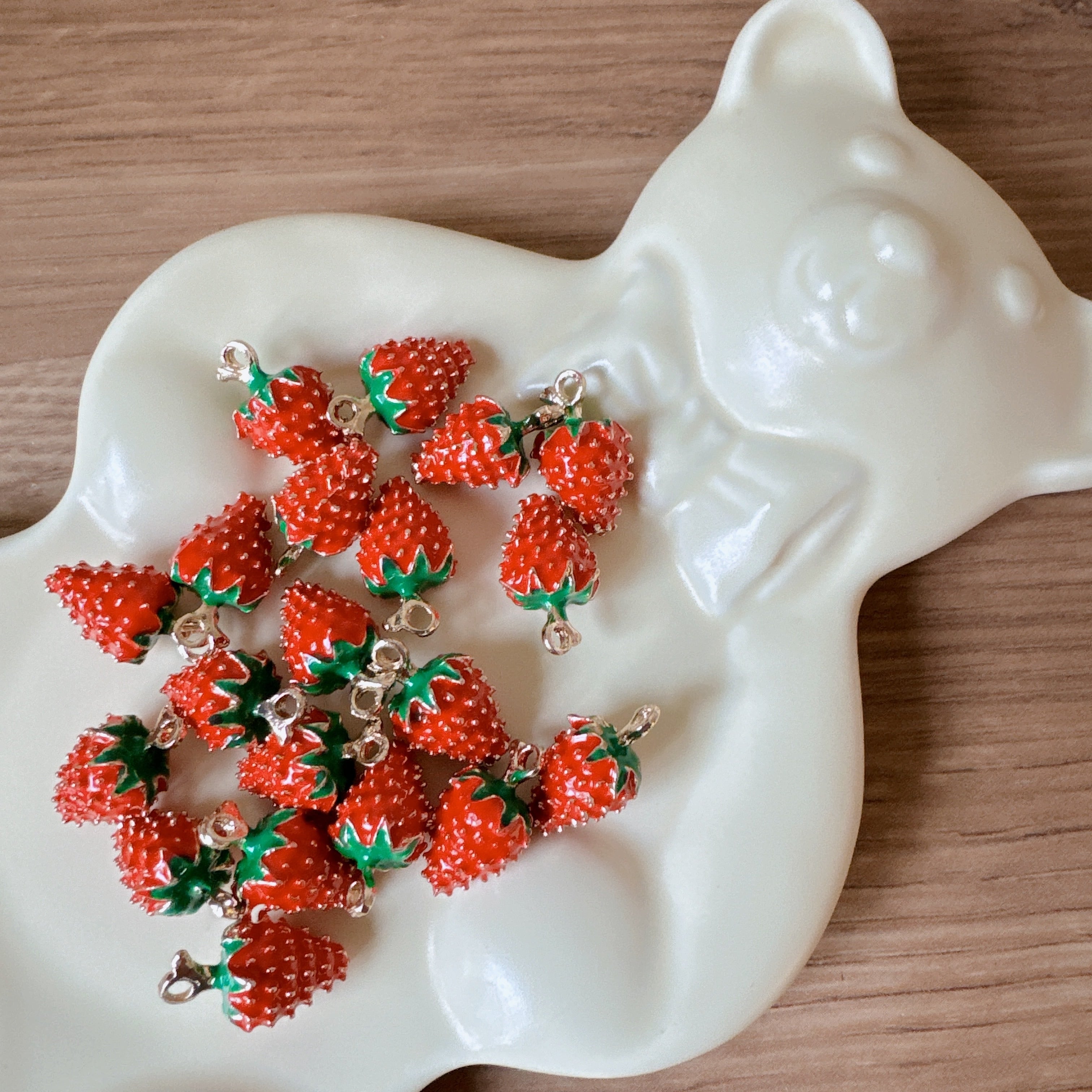 いちごのお名前ネックレス