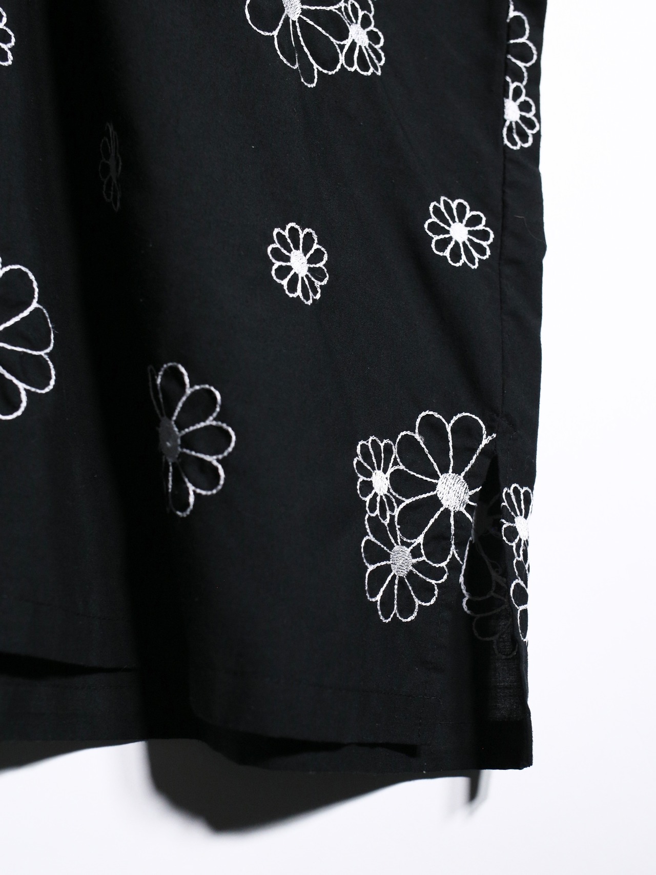 "花×刺繍" many many full pattern over silhouette s/s shirt - 12