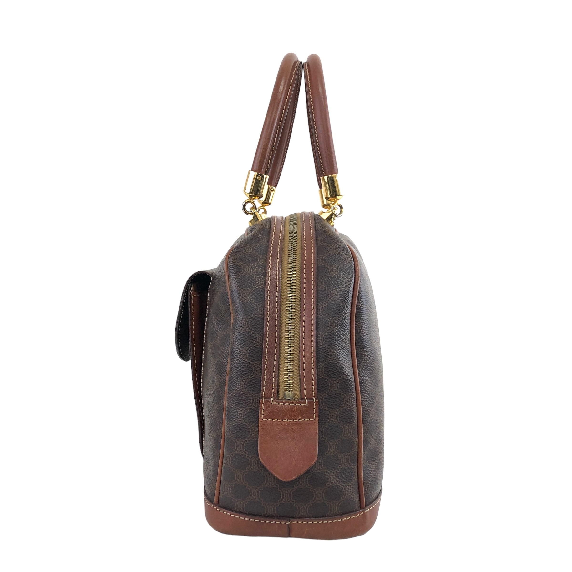 CELINE セリーヌ マカダム ブラゾン型押し レザー ハーフムーン