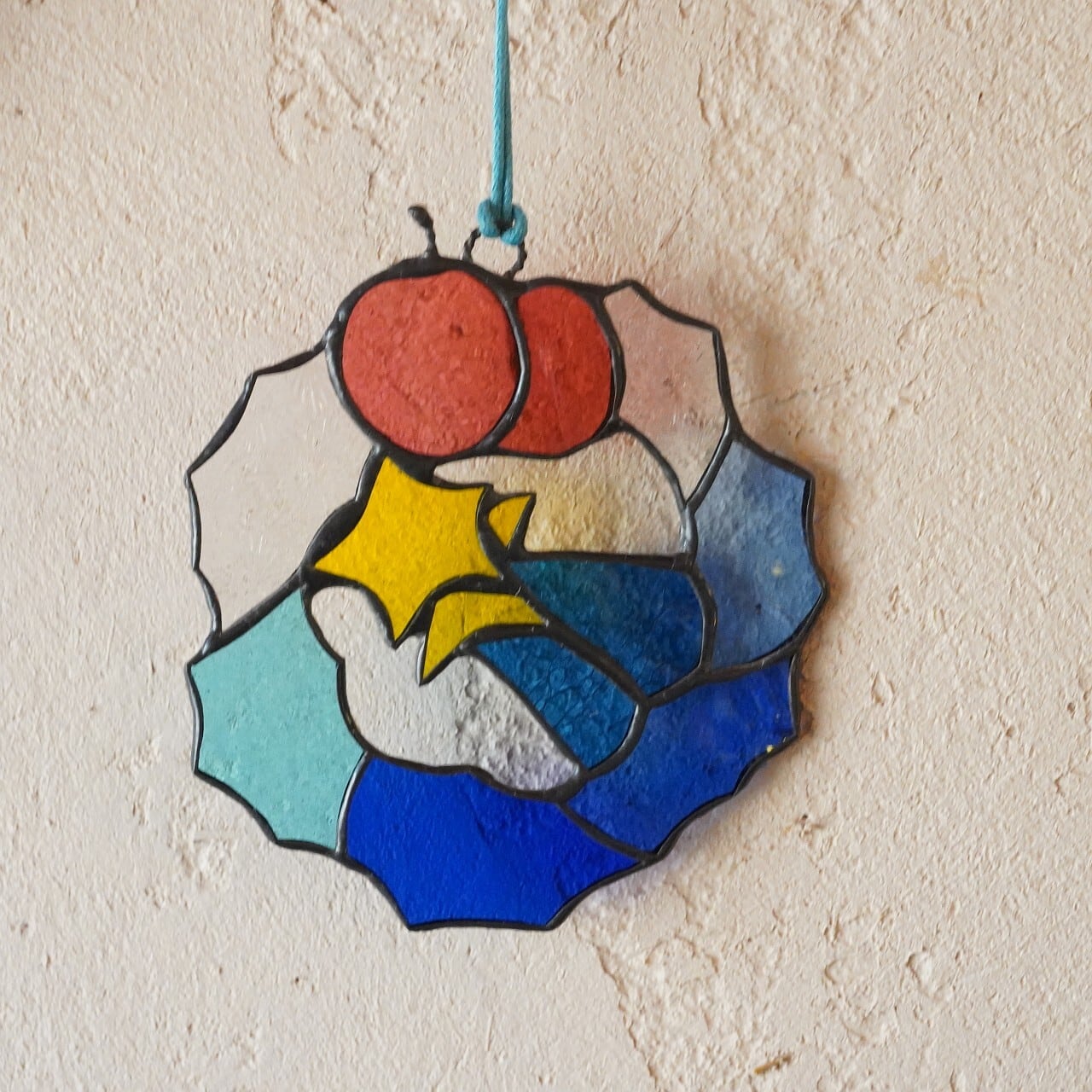 【森中 美佐江】ステンドグラスのミニリース 星とりんご