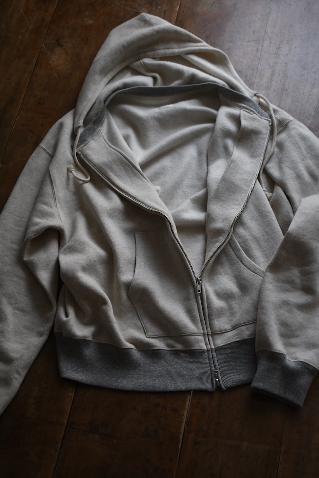 BISOWN / AFTER HOODIE ZIP UP SWEAT (TOP GRAY × OATMEAL)