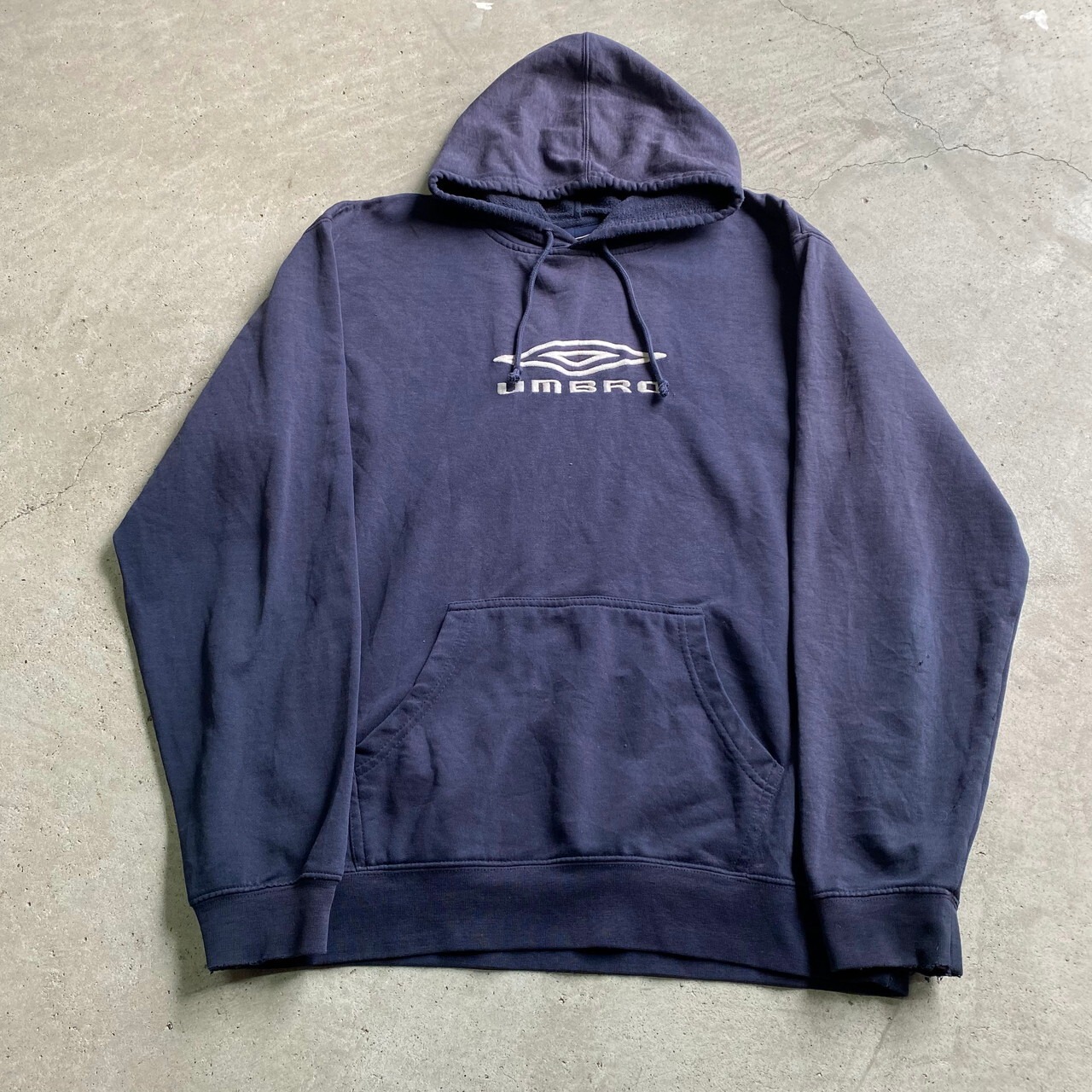 UMBRO アンブロ フロントロゴ刺繍 スウェット パーカー トレーナー 