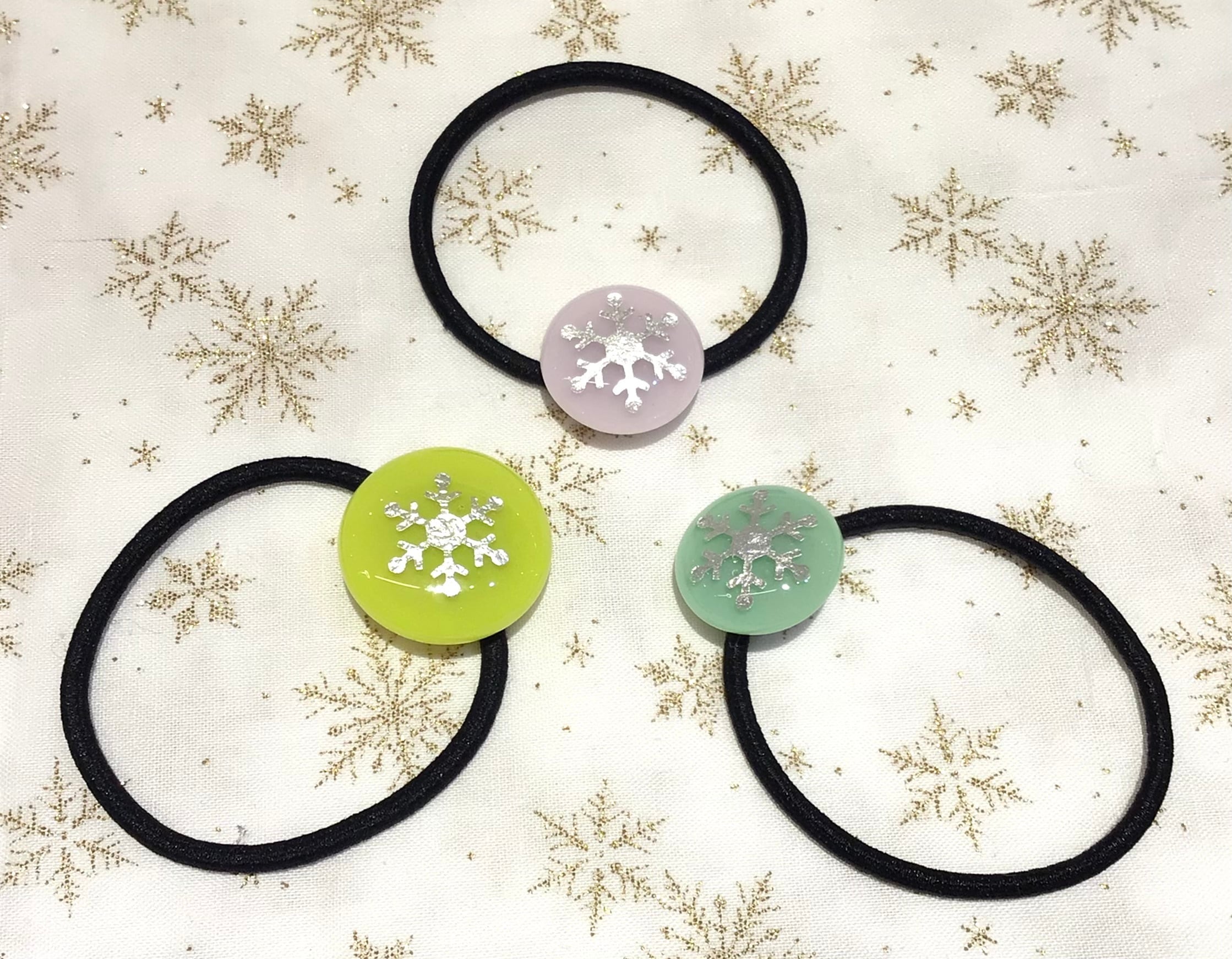 スノークリスタル ヘアゴム | 小樽ガラスアクセサリー 硝屋(SHOYA)