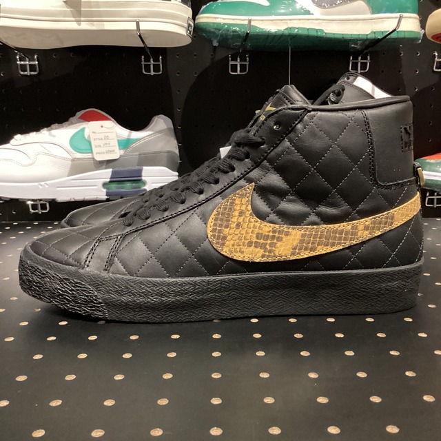 Supreme × Nike SB Blazer Mid "Black" US9/27cm