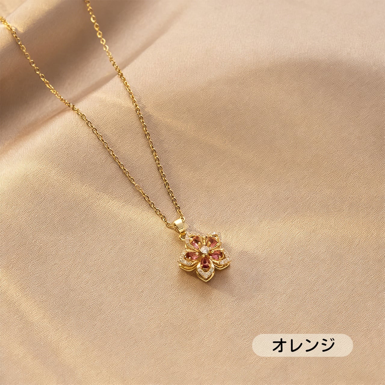 YX10 .回転式 ツバキの花 360 度回転 キュービックジルコニア 花柄