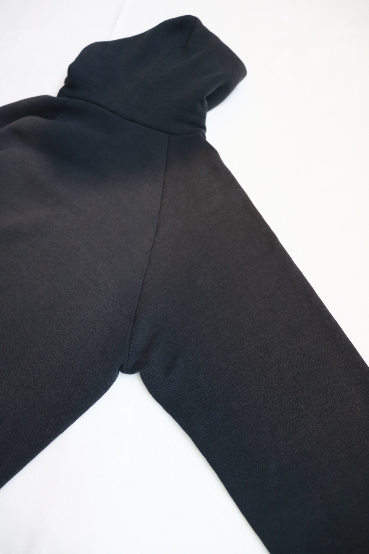 90s Fruit of the loom faded black hoodie