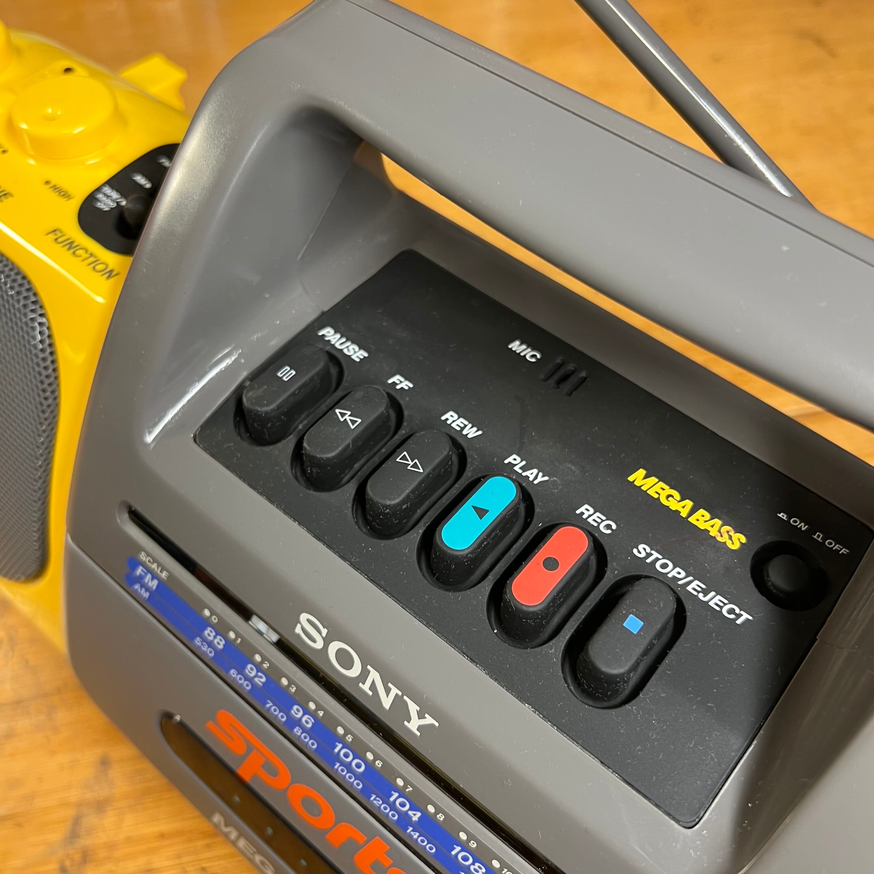 極美品メンテ品]Sony Sports CFS-914ラジカセ | stability