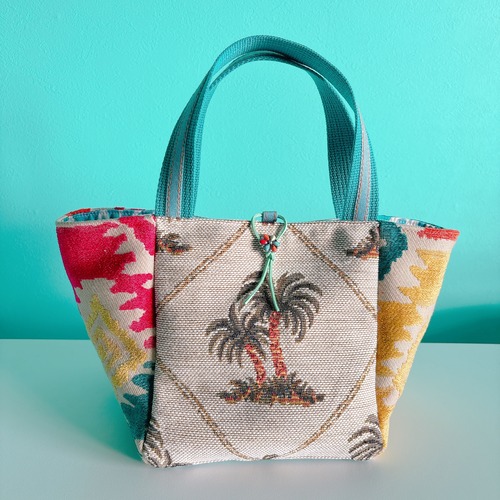 ヤシの木のトートバッグ