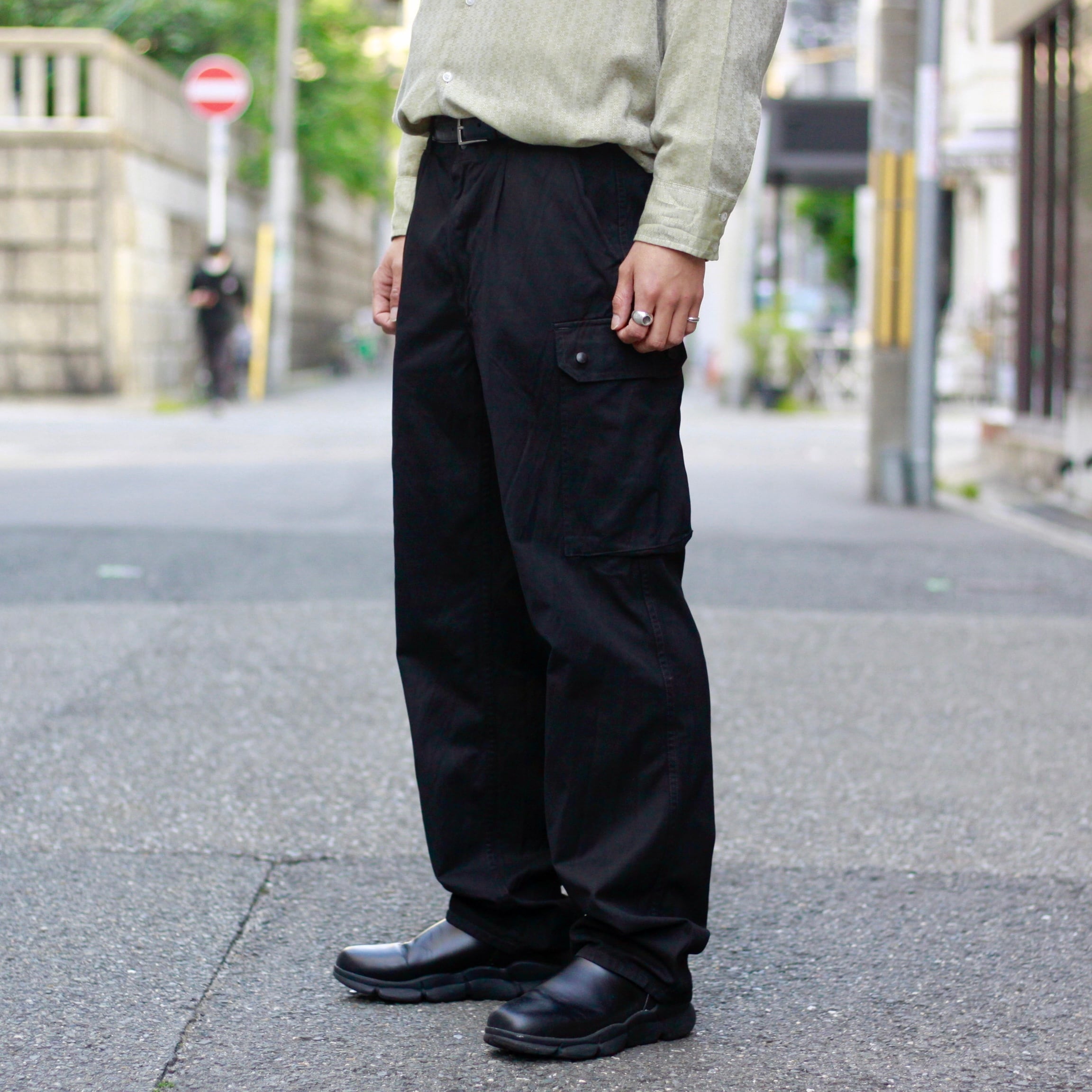 0251. 1990's German military garment dyed cargo ブラック カーゴ ...