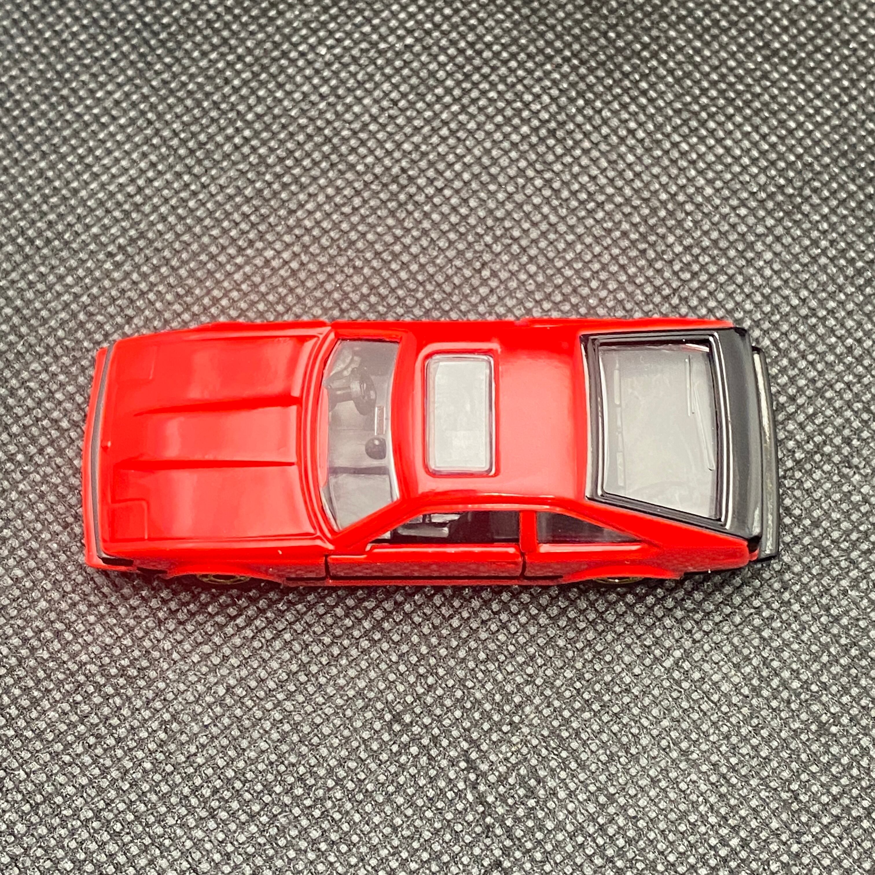 トミカ No. 33 セリカ XX 2800GT (657) | 趣味のへや