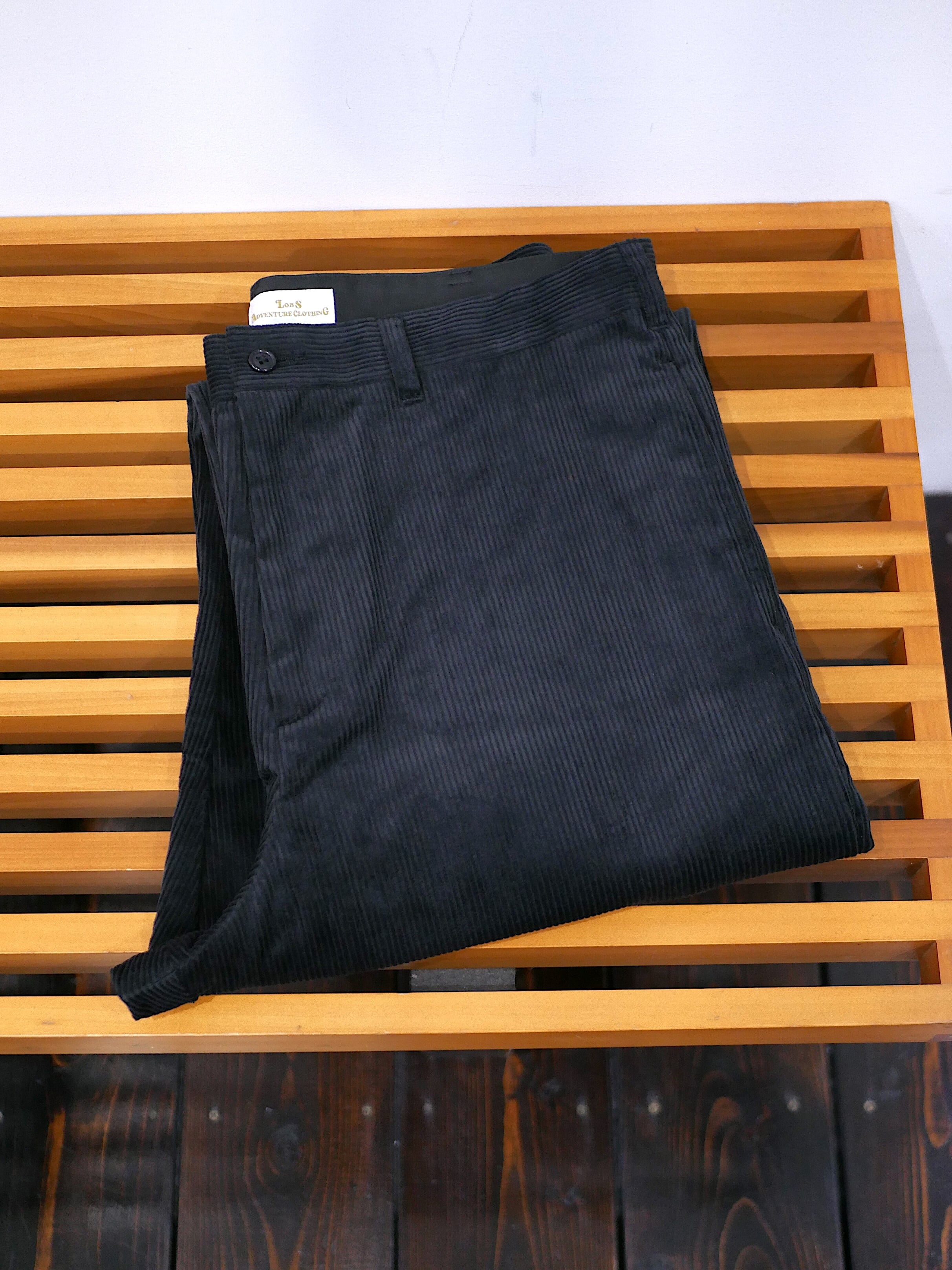 LOBS ADVENTURE CLOTHING | st. valley house - セントバレーハウス