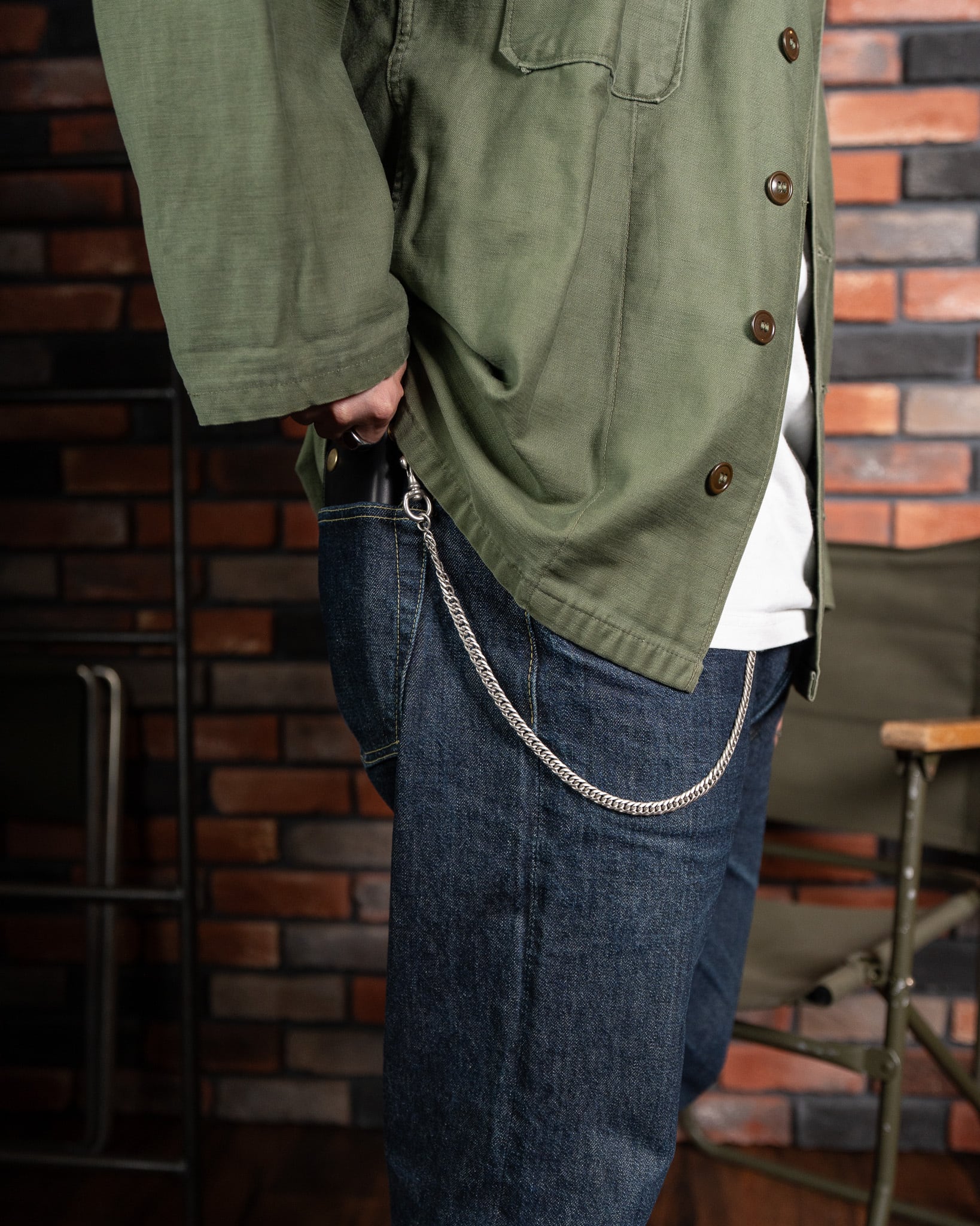 Button Works】BW 41 Wallet Chain 