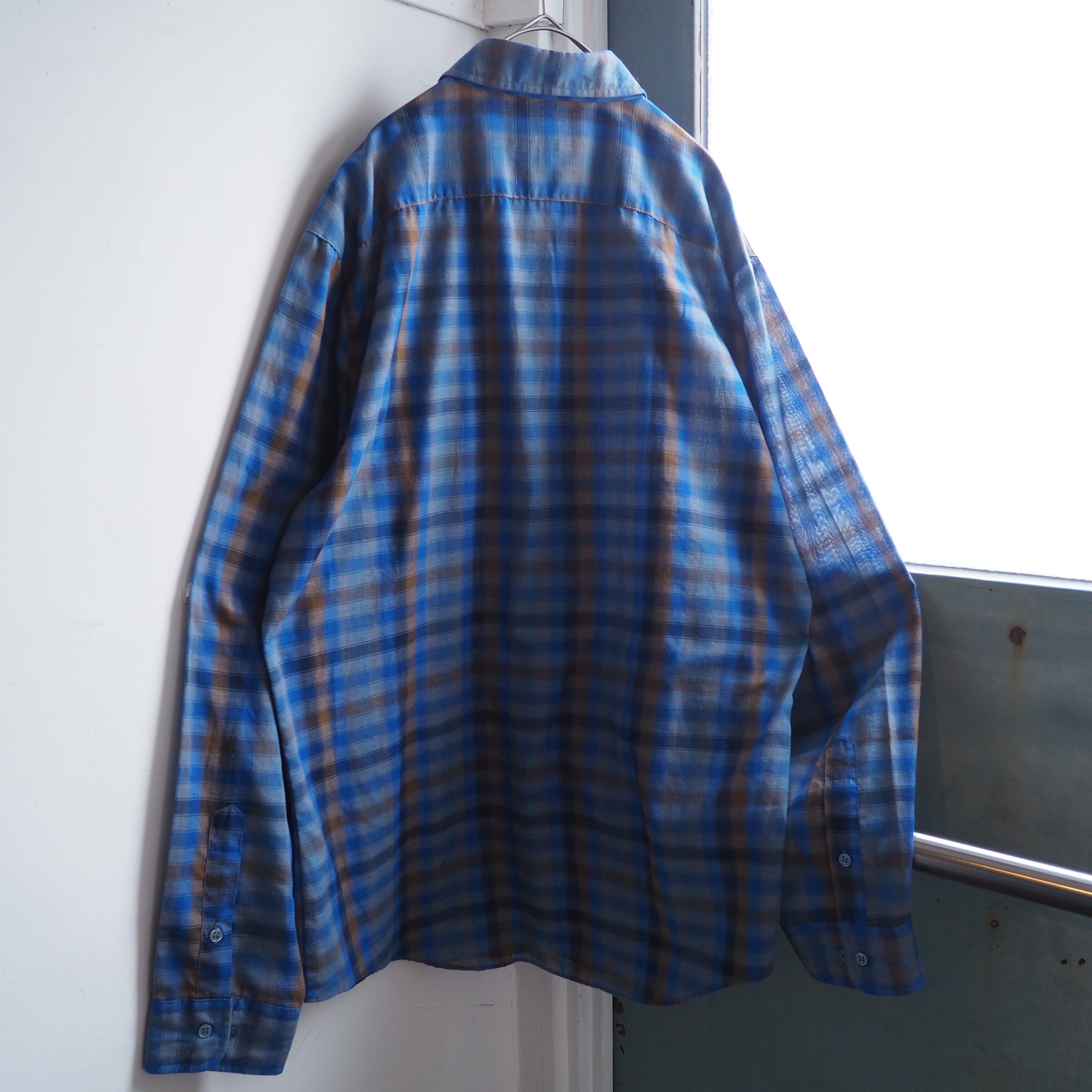 1990s Beautiful gradation Blue color Design vintage loose check shirt