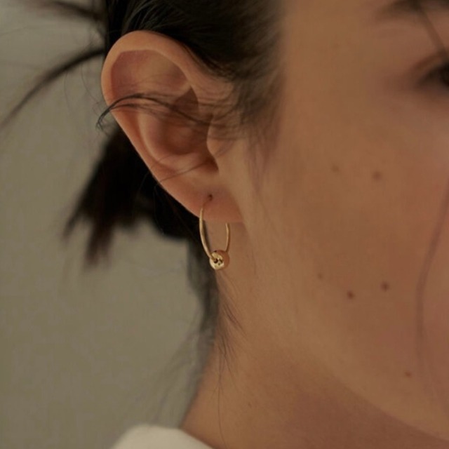 ball hoop earrings J00113