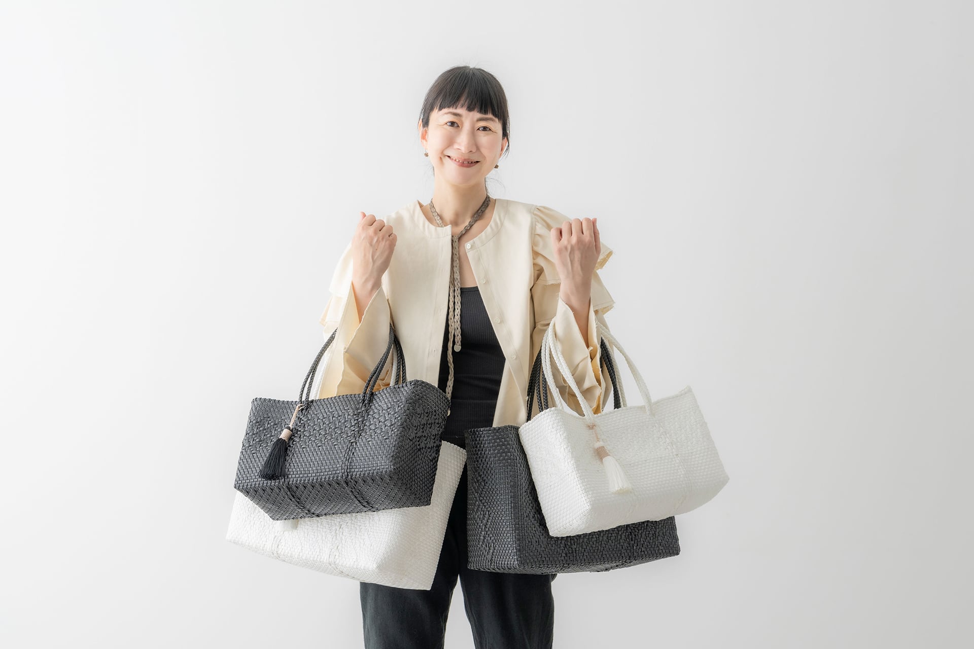 真藤舞衣子さん×天然生活 メルカドバッグ・タッセル付き 小 | 天然生活