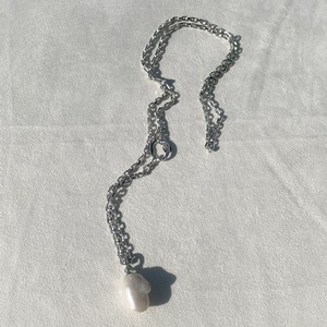 roro pearl chain  necklace