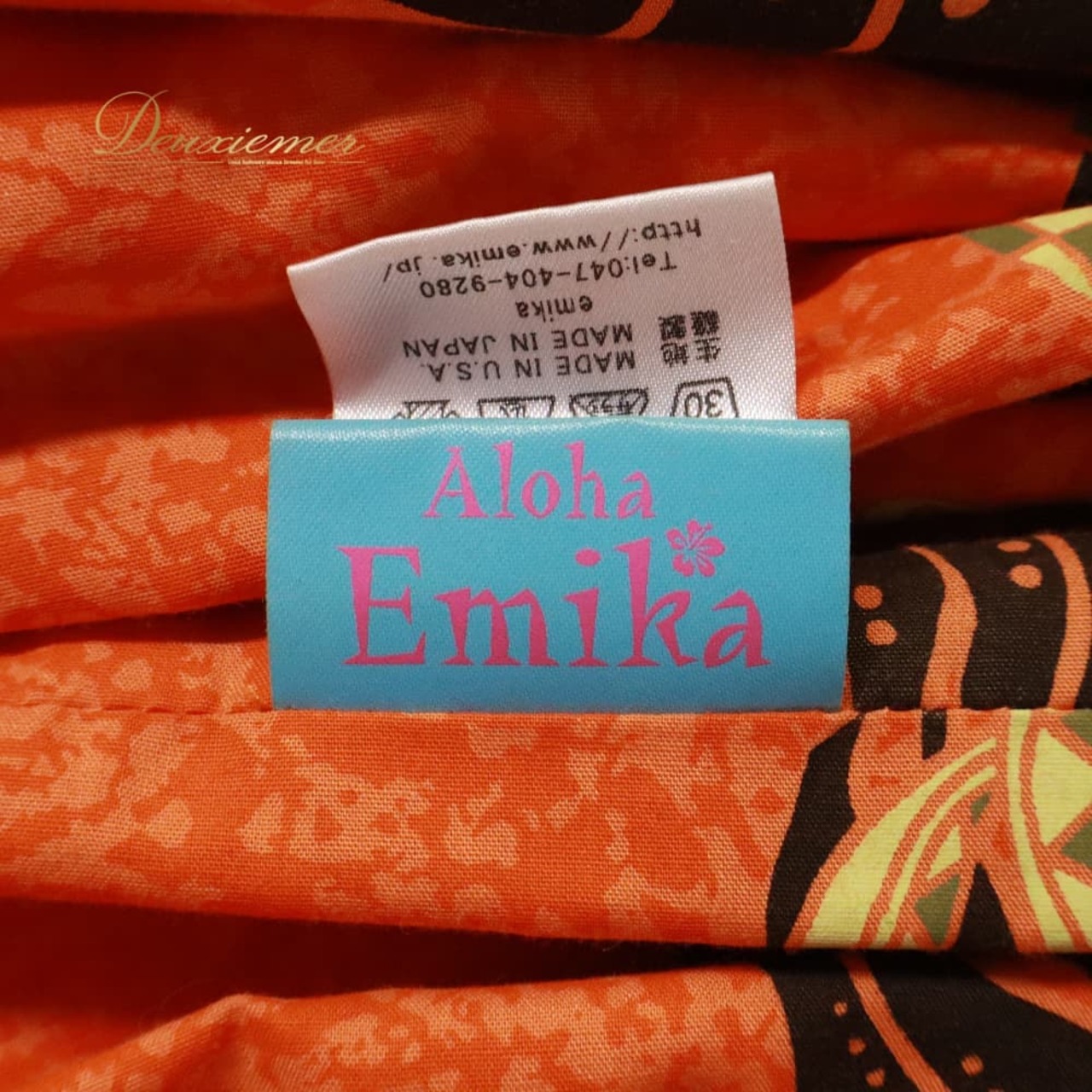 フラダンス 衣装 Aloha Emika アロハエミカ パウスカート オレンジ系 日本製 ホヌ柄 モンステラ柄 ハワイアンプリント ハワイアン アロハ フラ ダンス レッスン 練習 ハワイアンダンス ブラック系 イエロー系 カーキ系 シングル スカート フレア 華やか 鮮やか かわいい おしゃれ