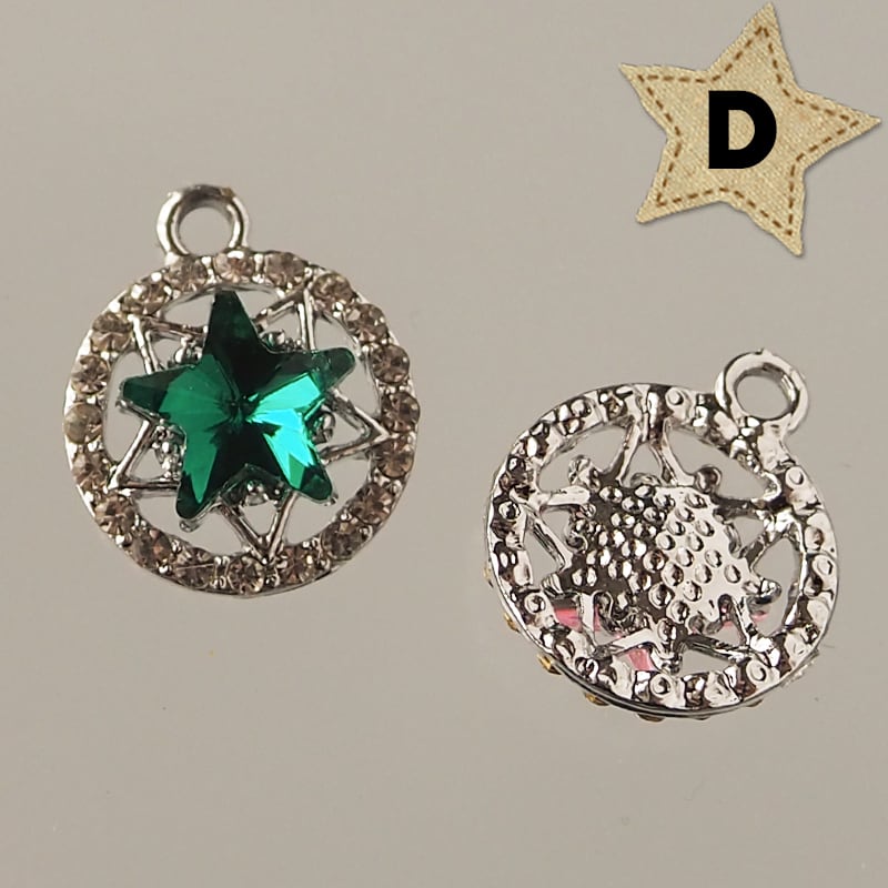 ★【ピアス】ビジュー×カーブチャーム グリーン 緑 華奢 ☆【ピアス】ビジュー×カーブチャーム グリーン 緑 華奢 14K