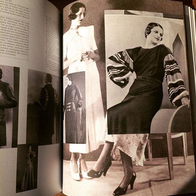 ファッションの本「Fashion at the Time of Fascism: Italian