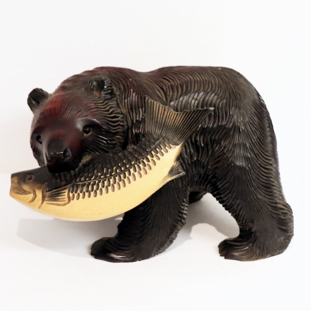 クマの頭部 木製オブジェ 約30cm（木製 むらし クマ 魚 彫刻 2体セット 