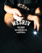 WESRIV FIELD GOODS TEE / BLACK — KIDS