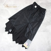 社交ダンス 衣装 スタンダード スカート レッスンウェア 練習着 レディース オールシーズン 黒 ブラック系 花柄 フォーマル 上品 かわいい スカート丈84cm モノトーン ブラック 花柄アクセント 日常使い おしゃれ 大人 お手入れ簡単 フェミニン 可愛いデザイン イベント おすすめ