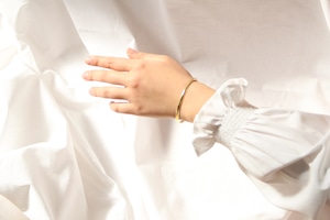 "receiving mode" simple bangle 【gold】L