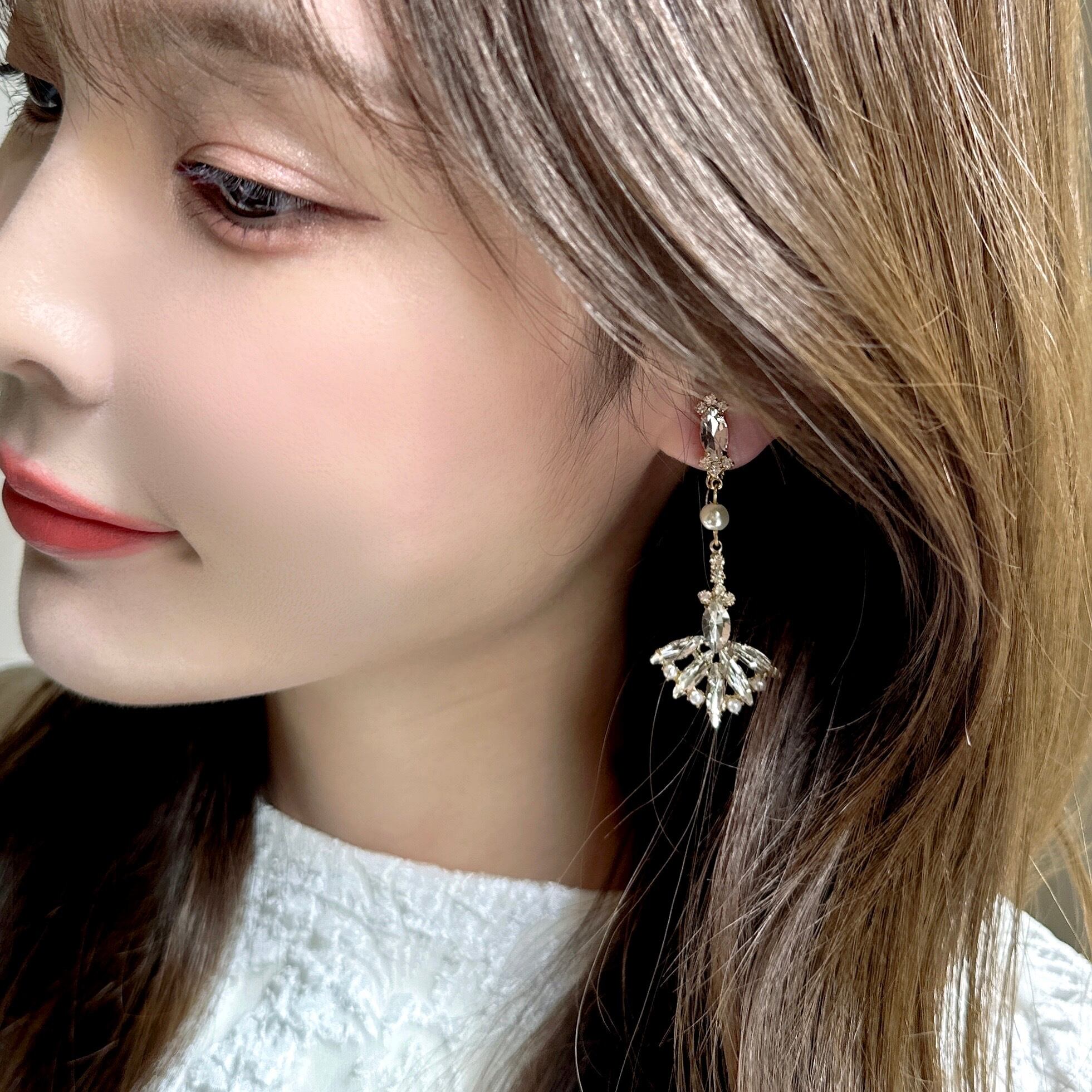 ビジュー×アクリルストーンイヤリング