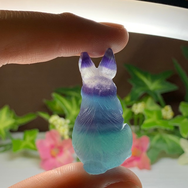 8.フローライトうさぎ・インテリア