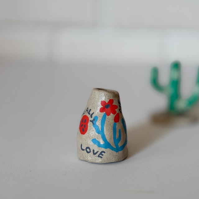 Toyameg | Ceramic object / Do you really love me?