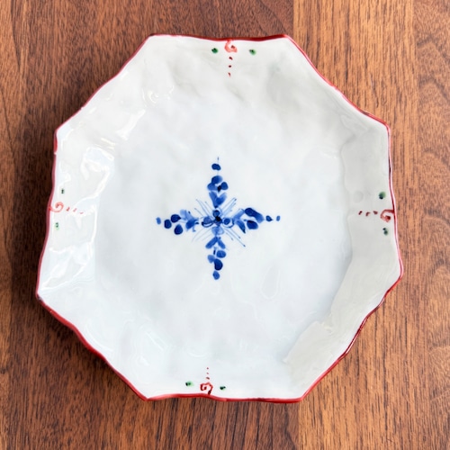 松尾貞一郎作　八角取り皿 約15cm｜染付十字文×赤絵｜取り皿・菓子皿・一品皿に　貞土窯・有田