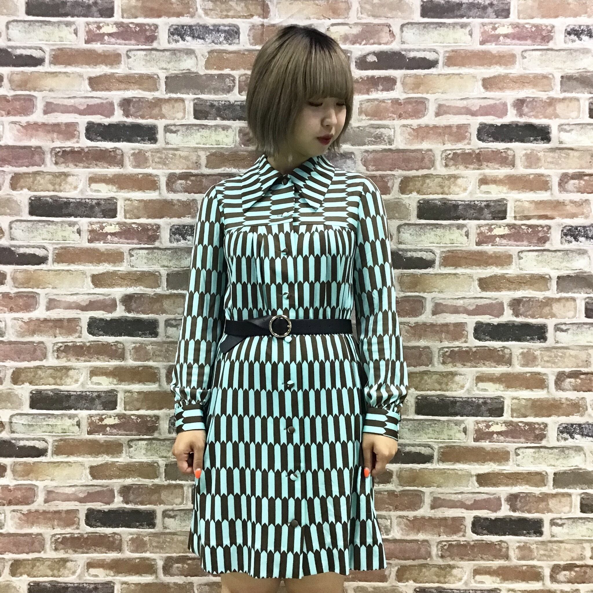 激安人気新品激安人気新品HANAE MORI 襟付きフラワーワンピース ひざ丈