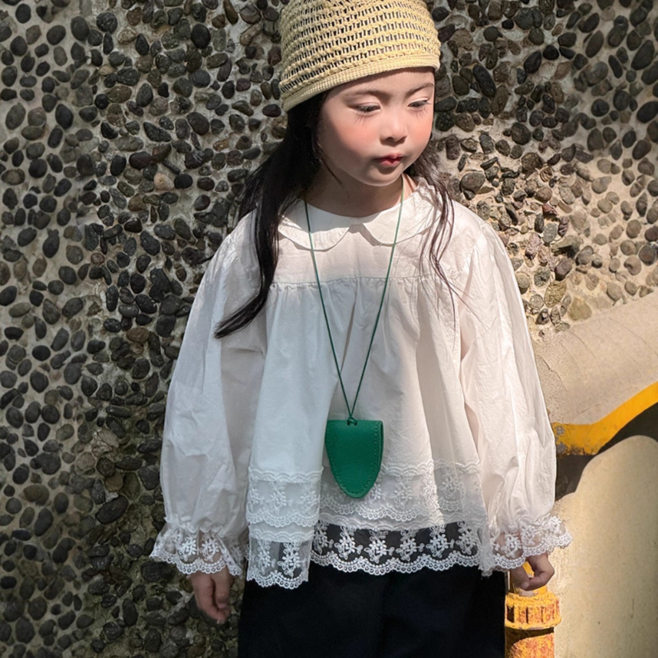 秋レース裾ブラウス