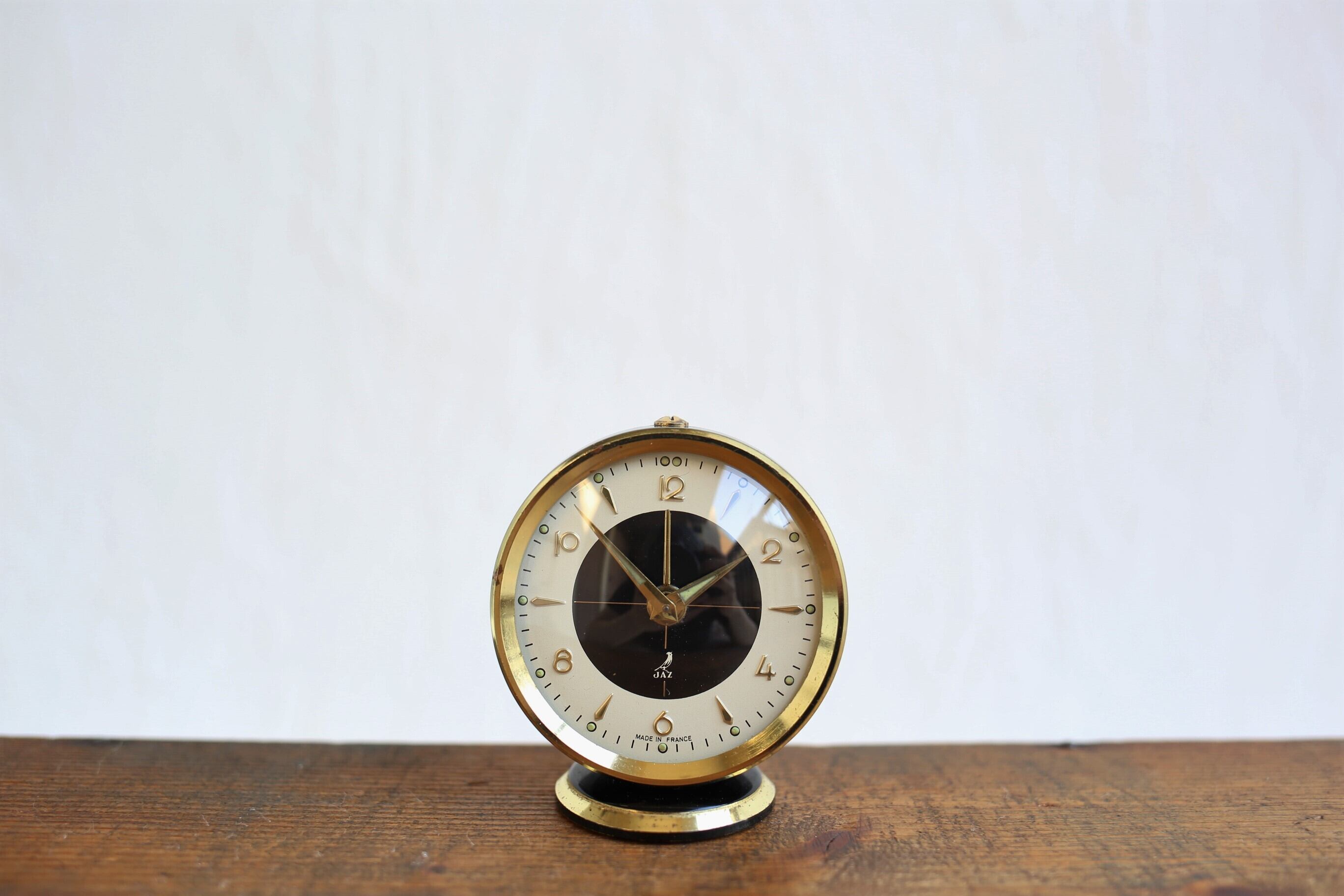 フランス アンティーク ヴィンテージ JAZ 目覚まし時計『SCINTIC』 ゴールド×ブラック (数字ゴールド) N-03235