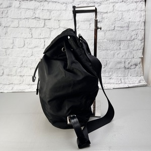 PRADA プラダ 三角ロゴ ナイロン バックパック・リュック 黒 A-13800