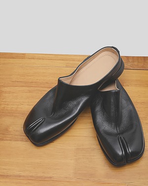 Handcrafted Leather Tabi Mule Loafers