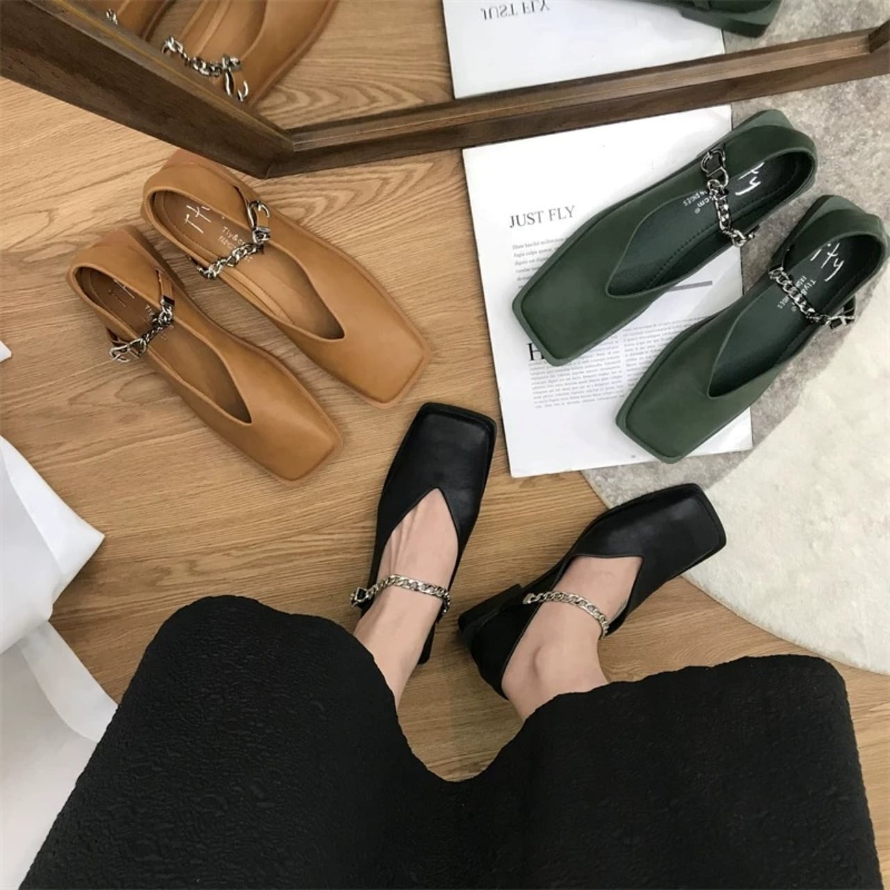 Square Toe Chain Strap Shoes 01514