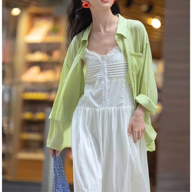 open V-neck switching dress