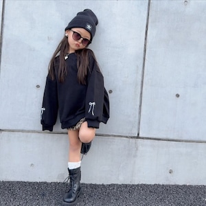 秋韓国風リボン刺しゅうトレーナー