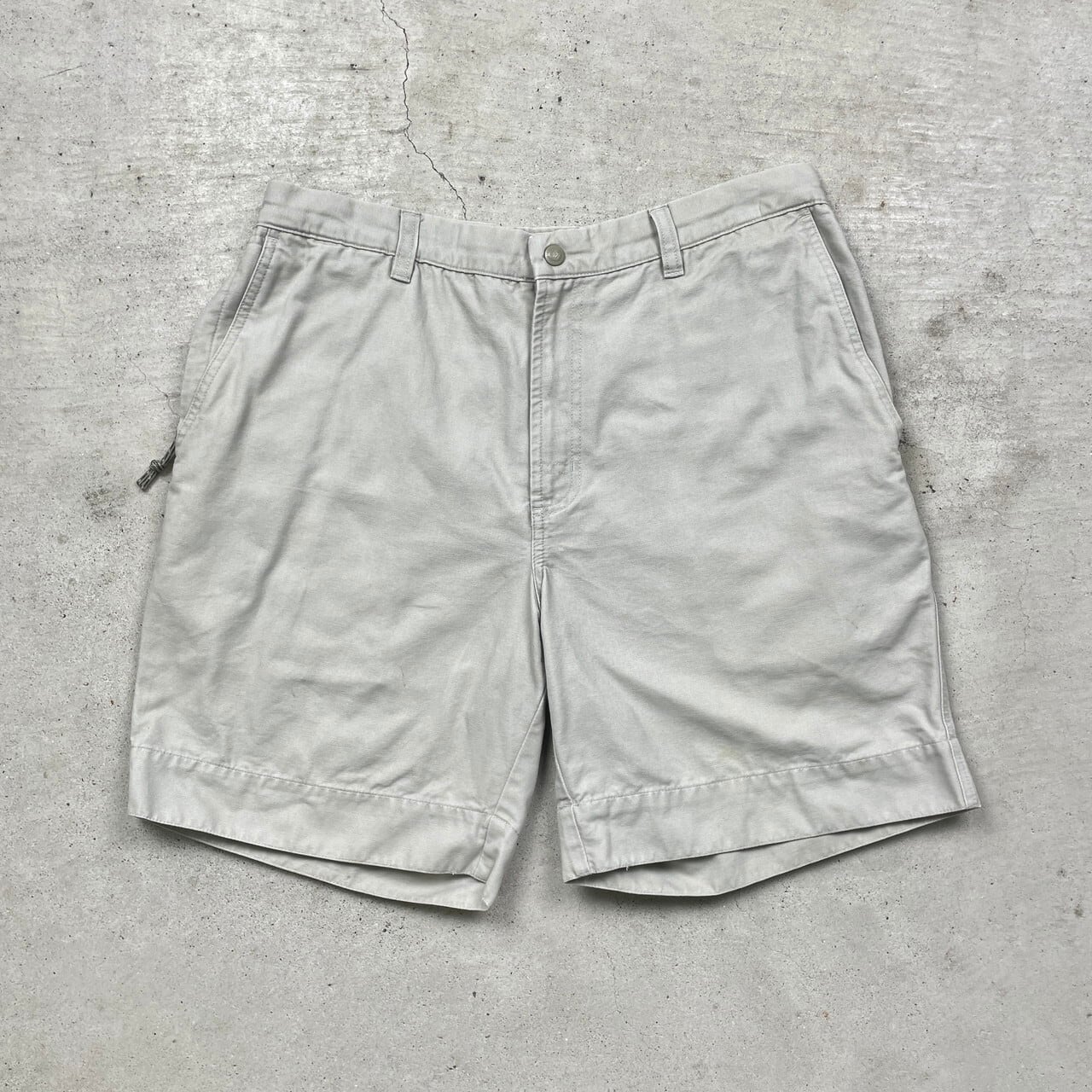 古着 コロンビア Columbia ショートパンツ ハーフショーツ ワンポイントロゴ カラーショーツ ジップアップ 大きいサイズ w42 L8 レッド メンズ コロンビア Columbia ショートパンツ ネイビー ストライプ ハーフパンツ