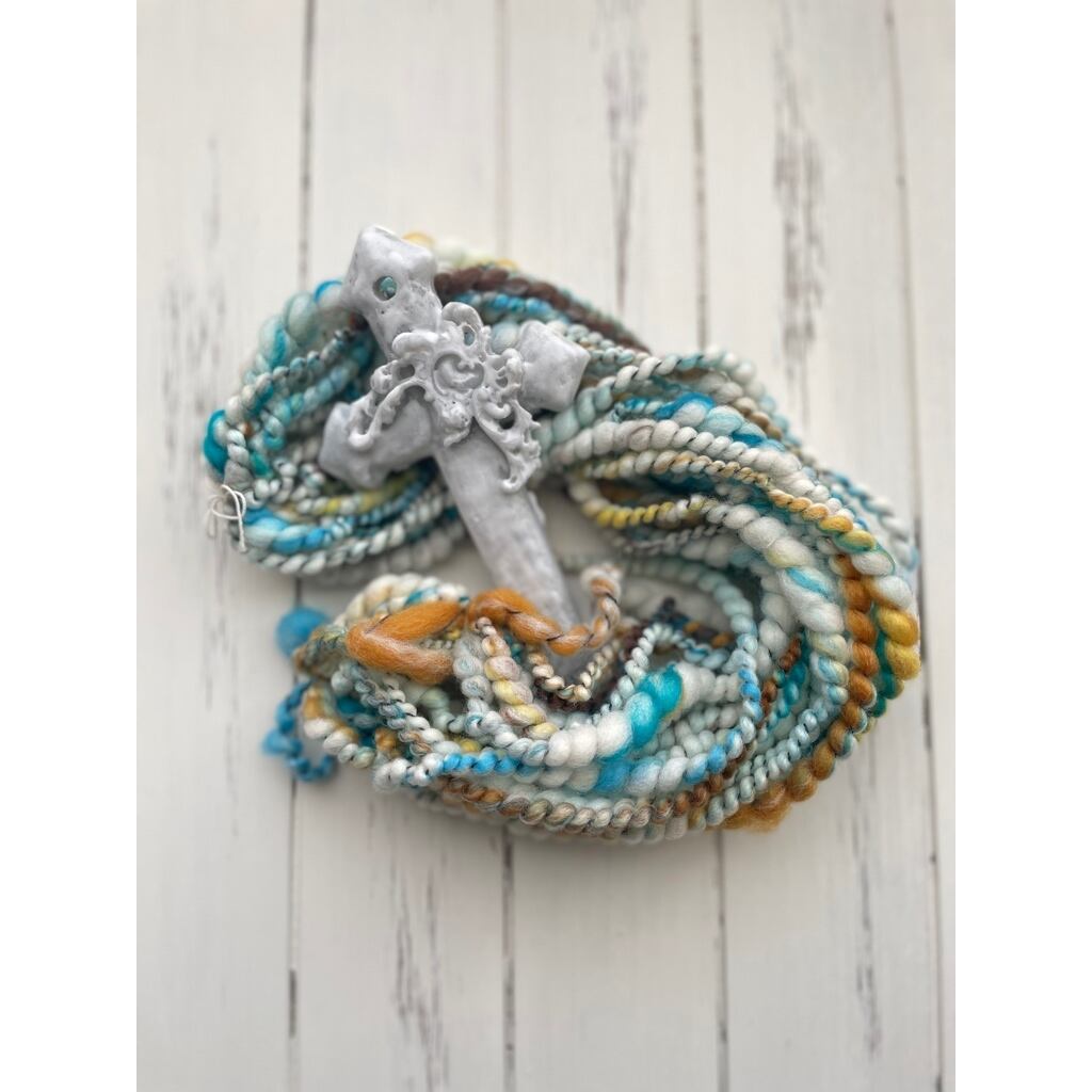 アートヤーン  手紡ぎ糸【22-0111】