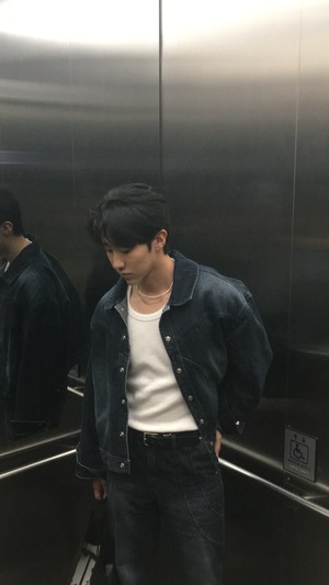 【TOP】Mid-Wave Cropped Denim Jacket (2color)